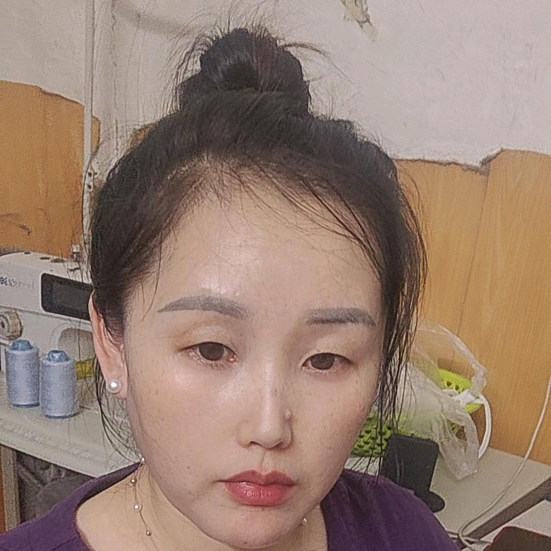 琴琴吖