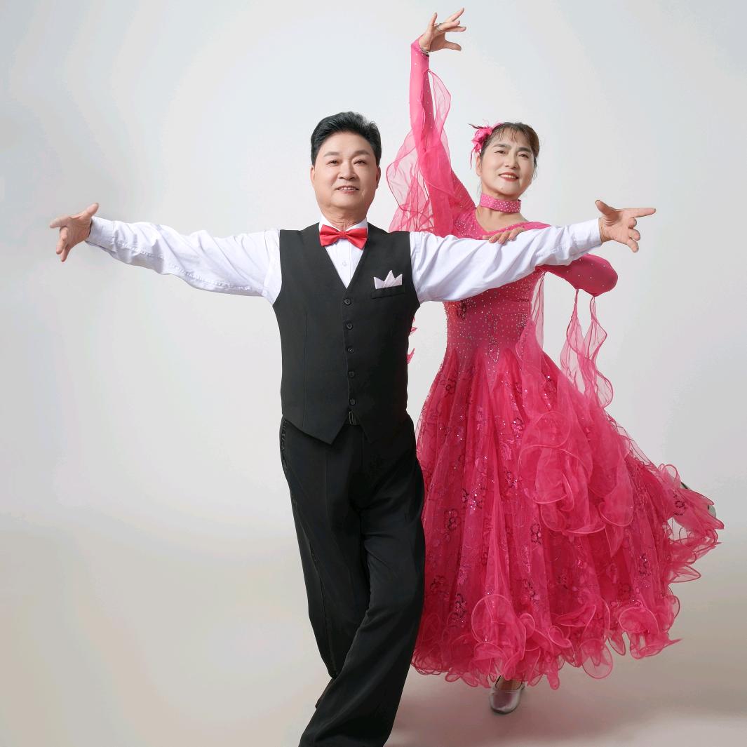 启橙中老年文娱