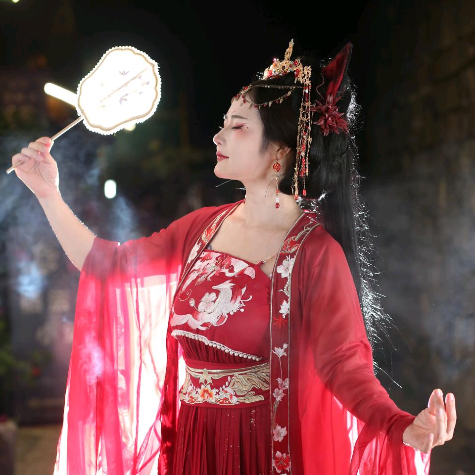 成都金牛区巧美荟问题性皮肤店会会老师
