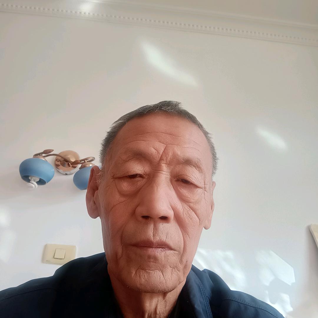 侯廷福