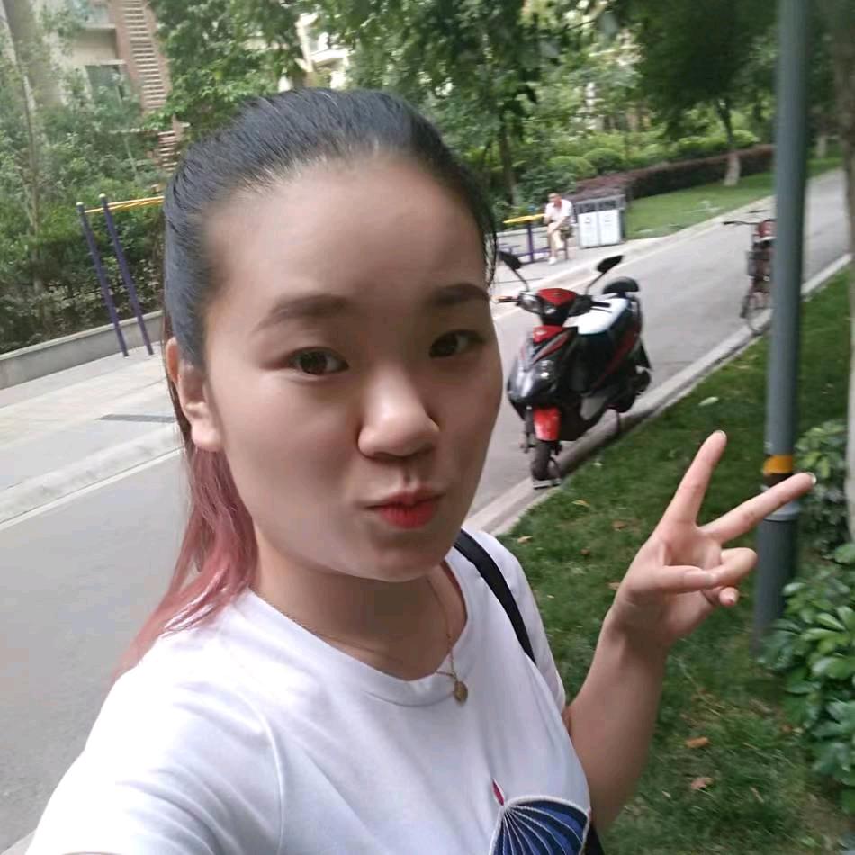 看❤❤的女孩（空闲时间播）