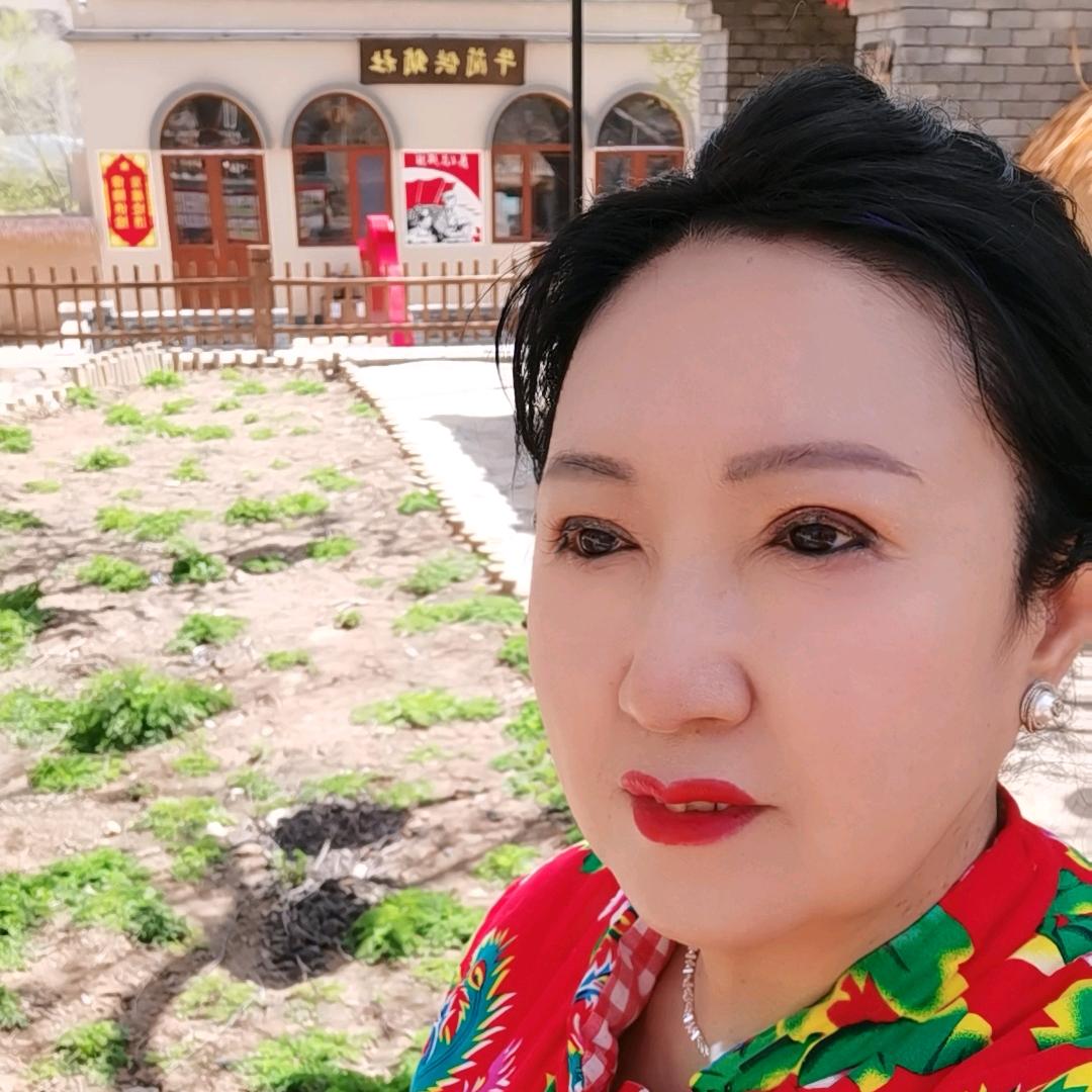 静姐《太原周嵘丈母娘》
