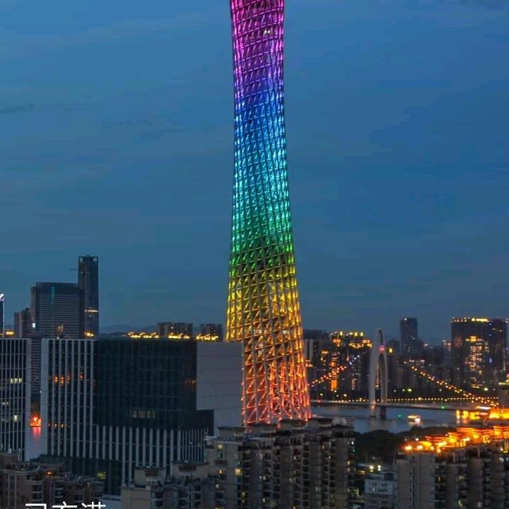 🚬ཀོ杯中烈ོ酒敬余生