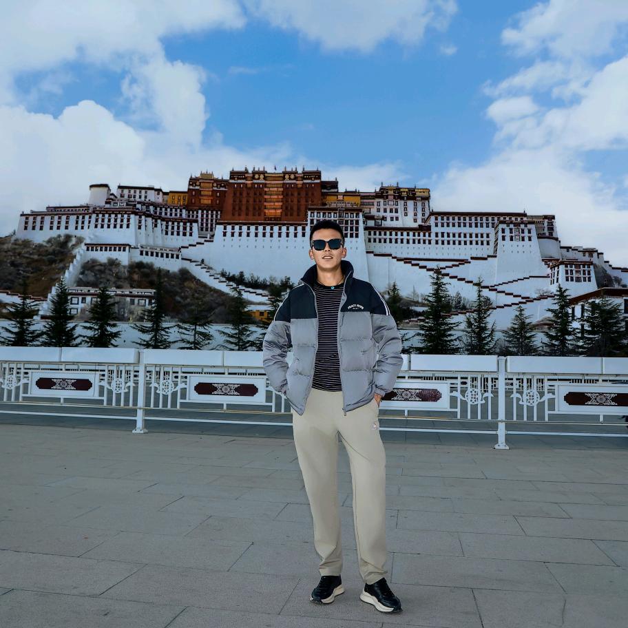 🇨🇳谢雄  (阿扎)