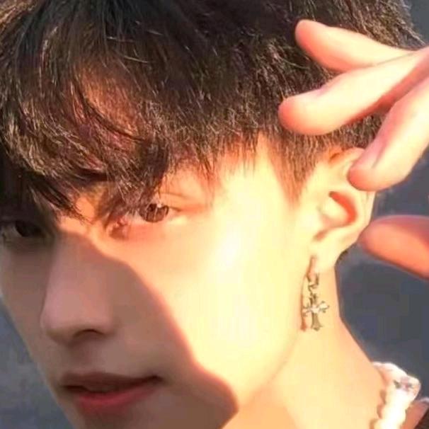 🌹ℳ๓💔--མི་ཚེ་༐🥀