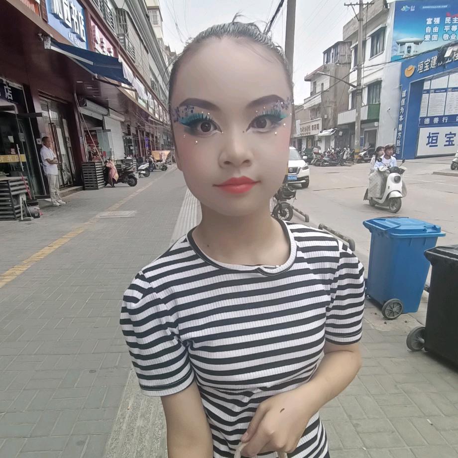 家有俩宝好可爱🙂🙂