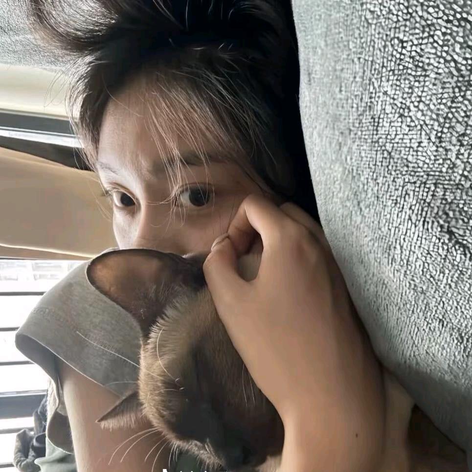 白