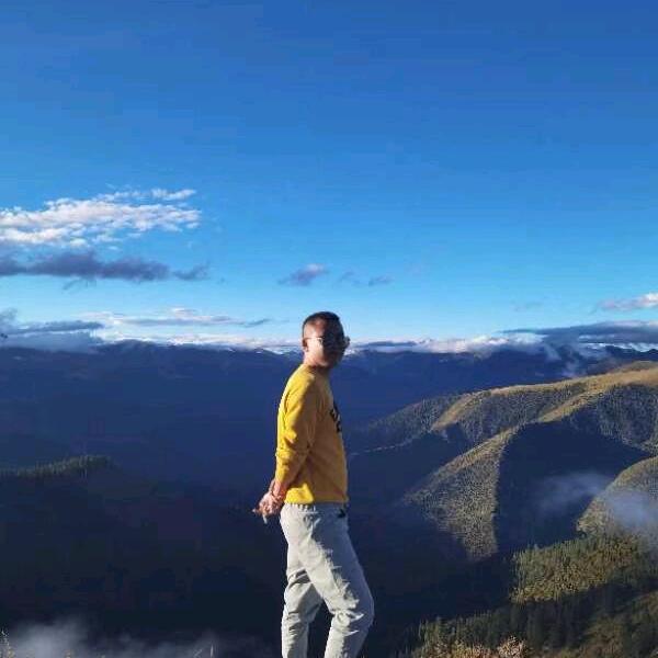 😘李先生