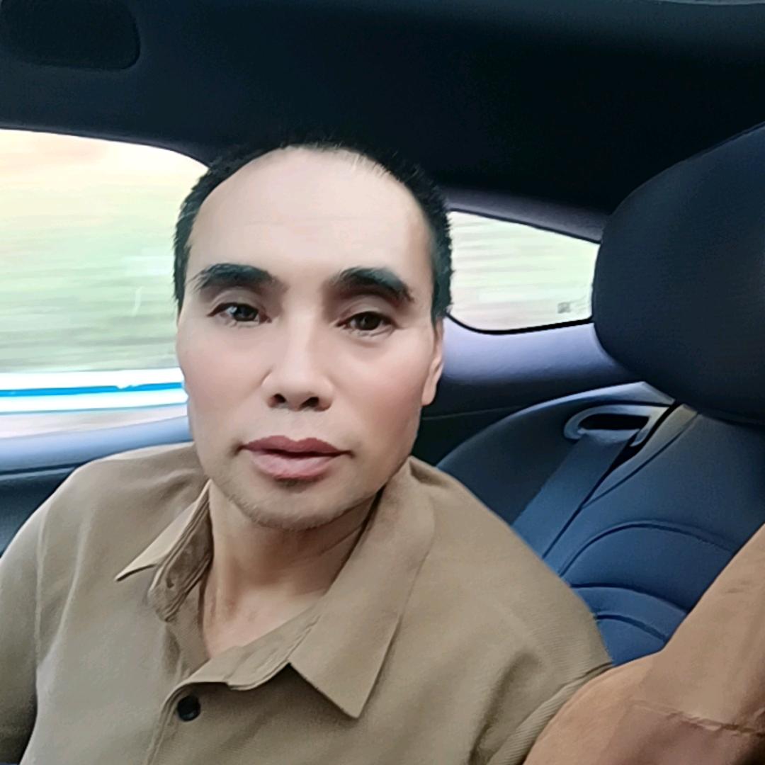 爰唱歌