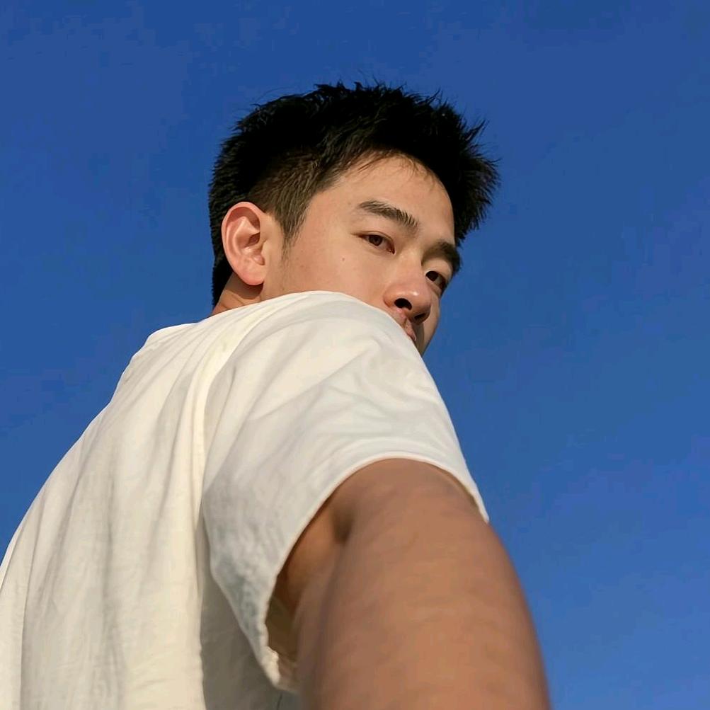 伍百的佑佑