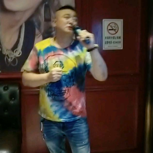 明哥.