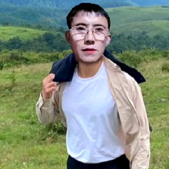 阿龙哥