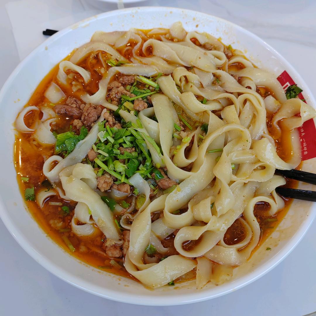 就爱吃刀削面🍜&🏸
