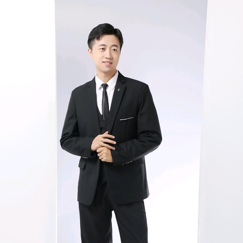 蔚蓝色的梧桐