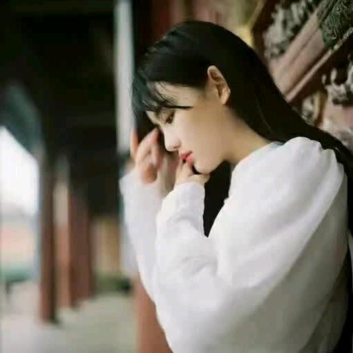 妍宝