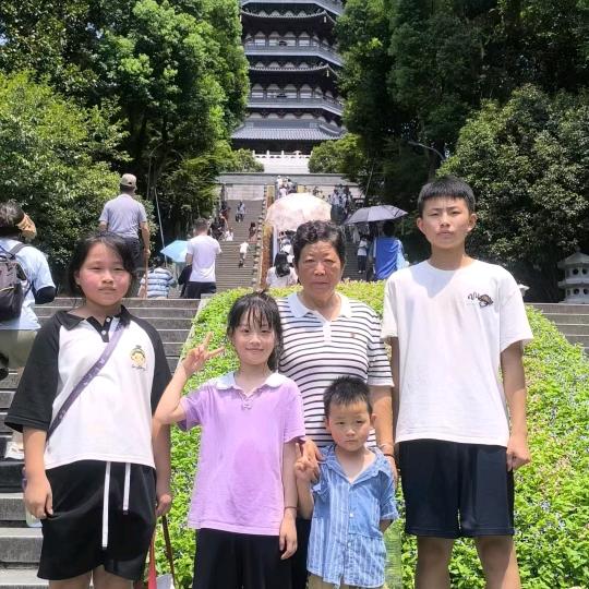 吉祥四宝👶👶👶👶