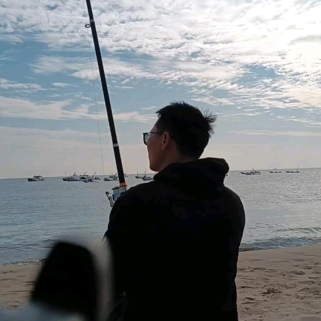 爱钓鱼的修车佬