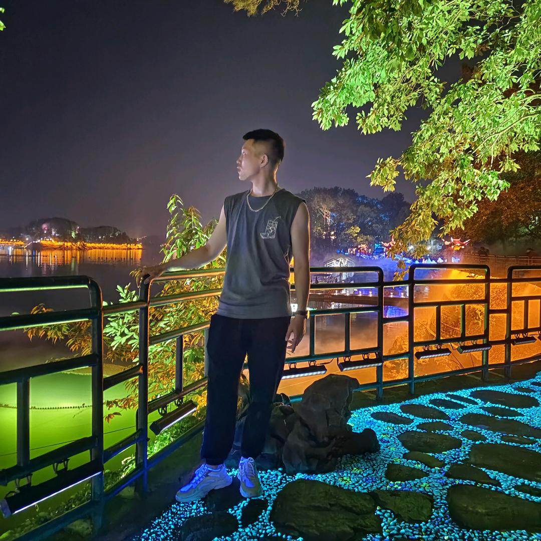 泽信天著刘彤庆