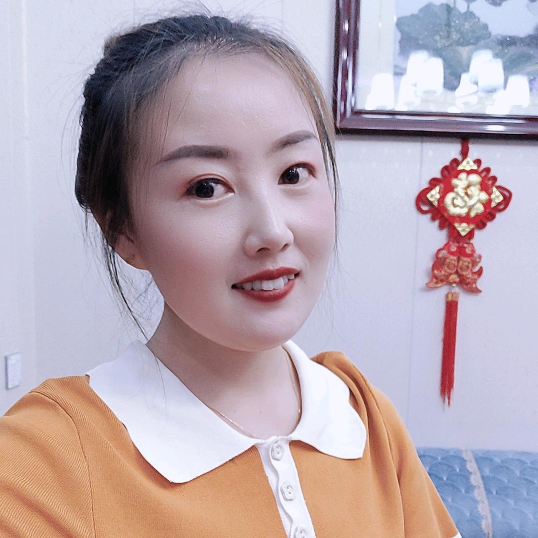 乐吾  璐