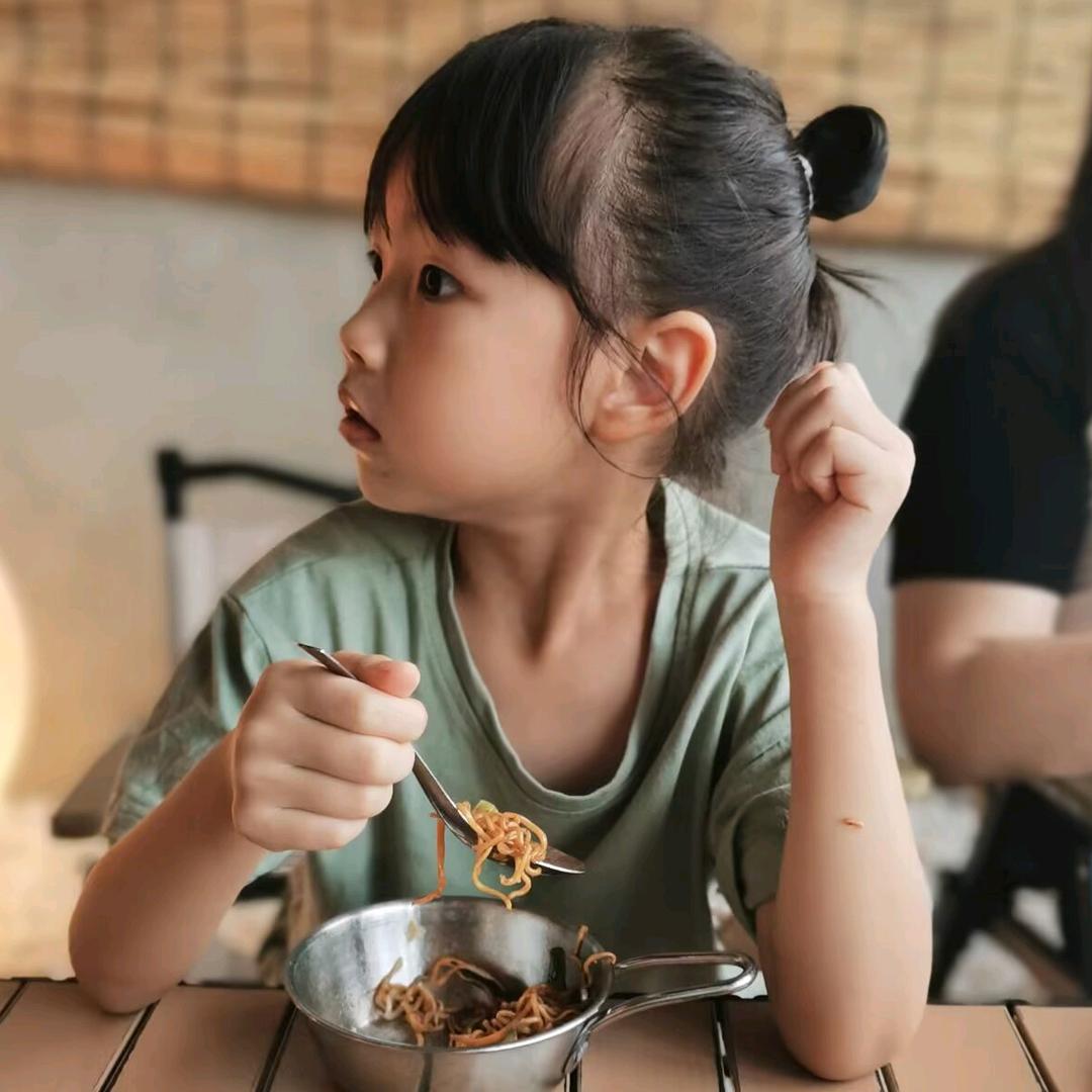 小欣欣麻麻