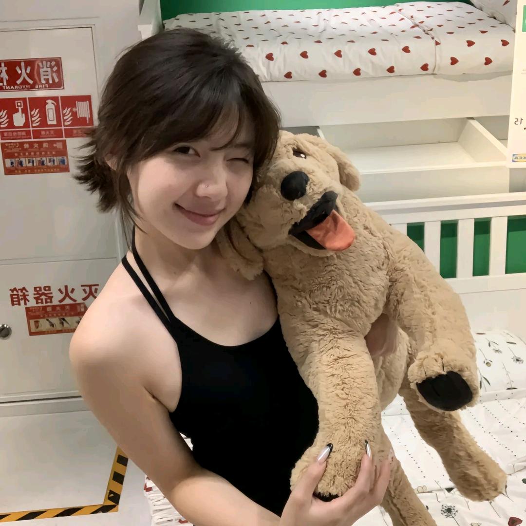 Q(不准跷二郎腿版)