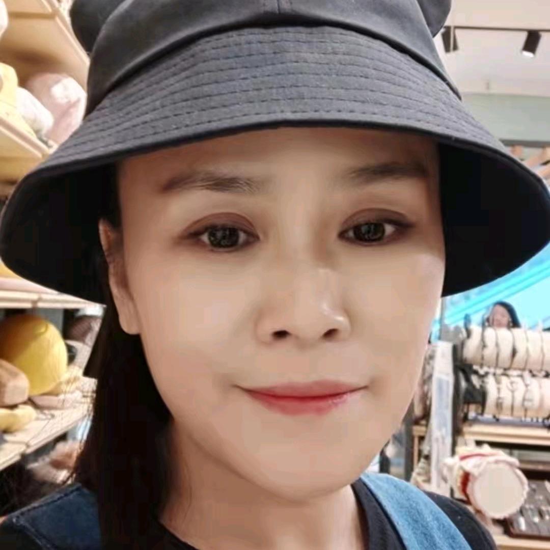 我是珠珠姐吖