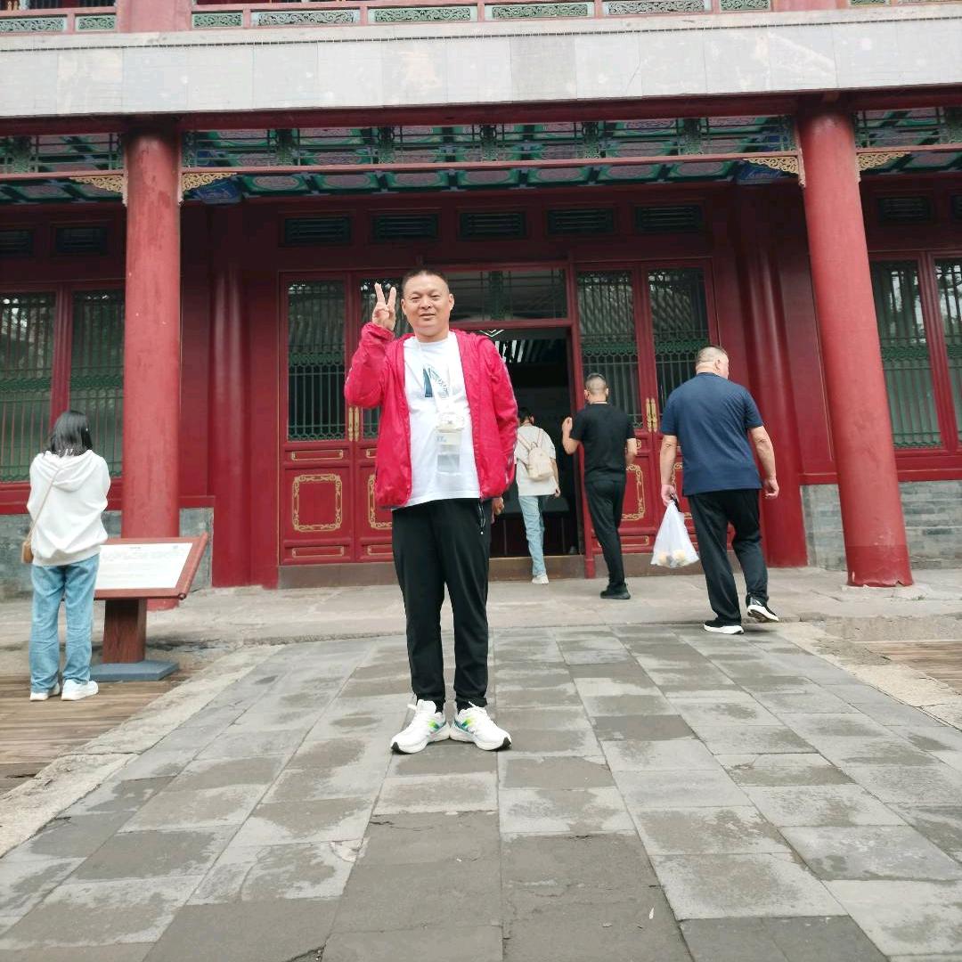 张德胖