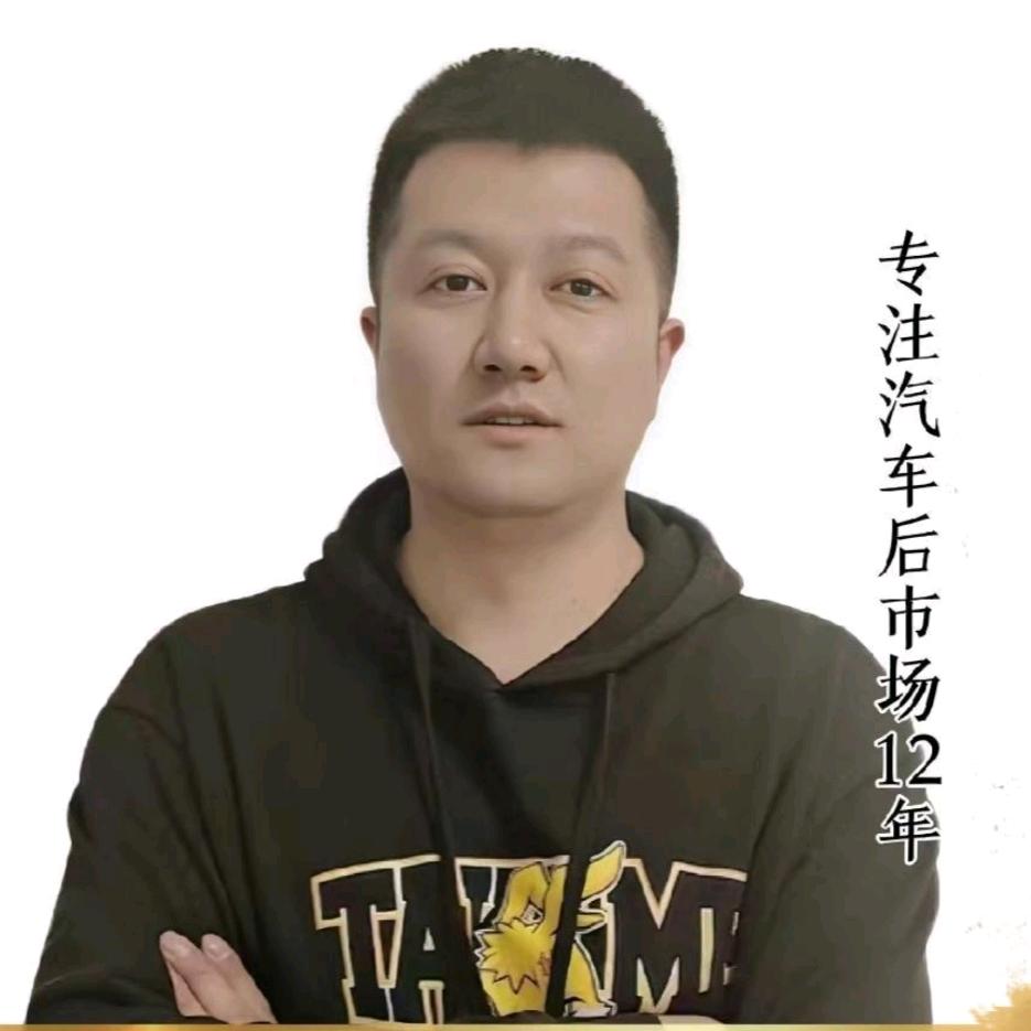 阿坤灬