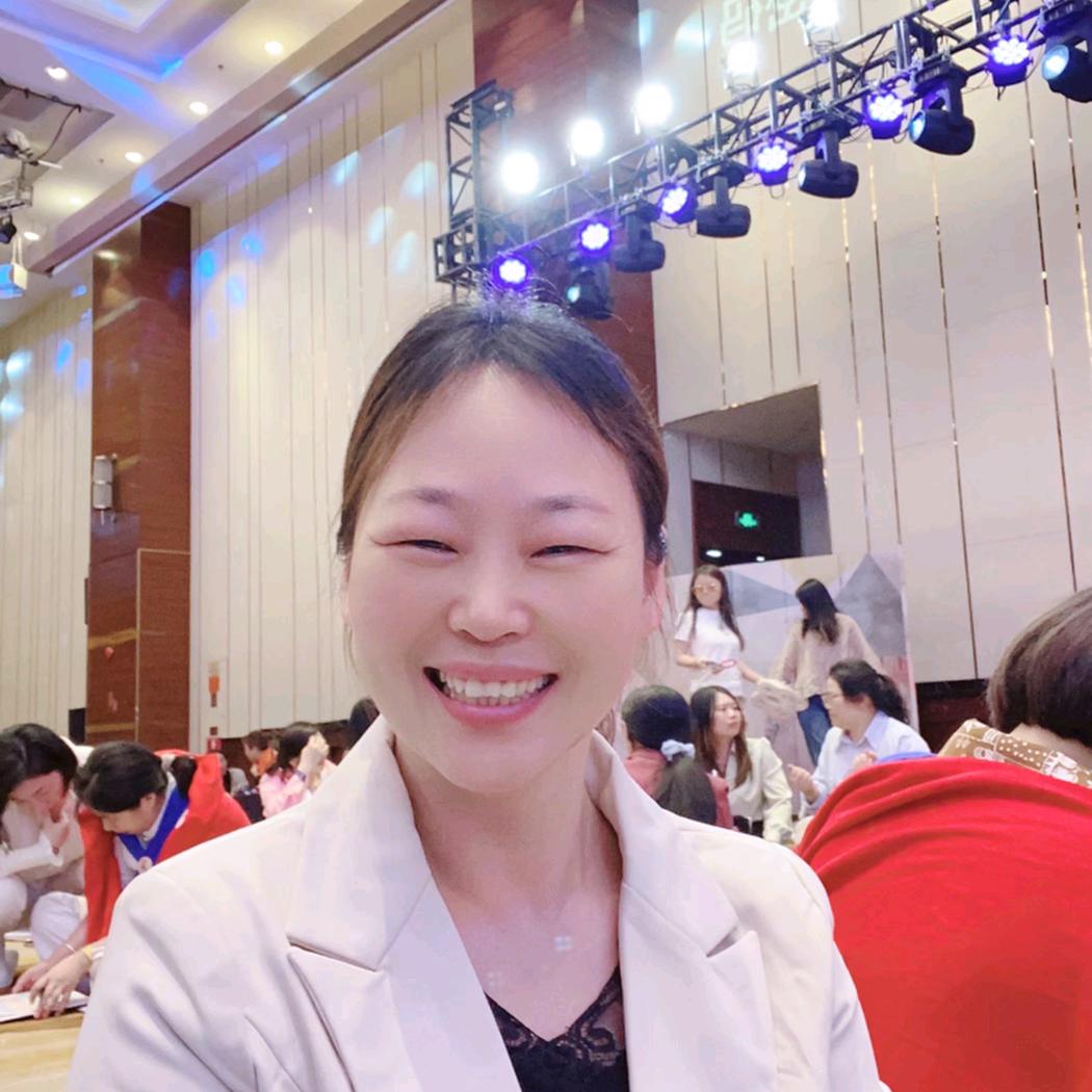 白发课堂芳兰老师