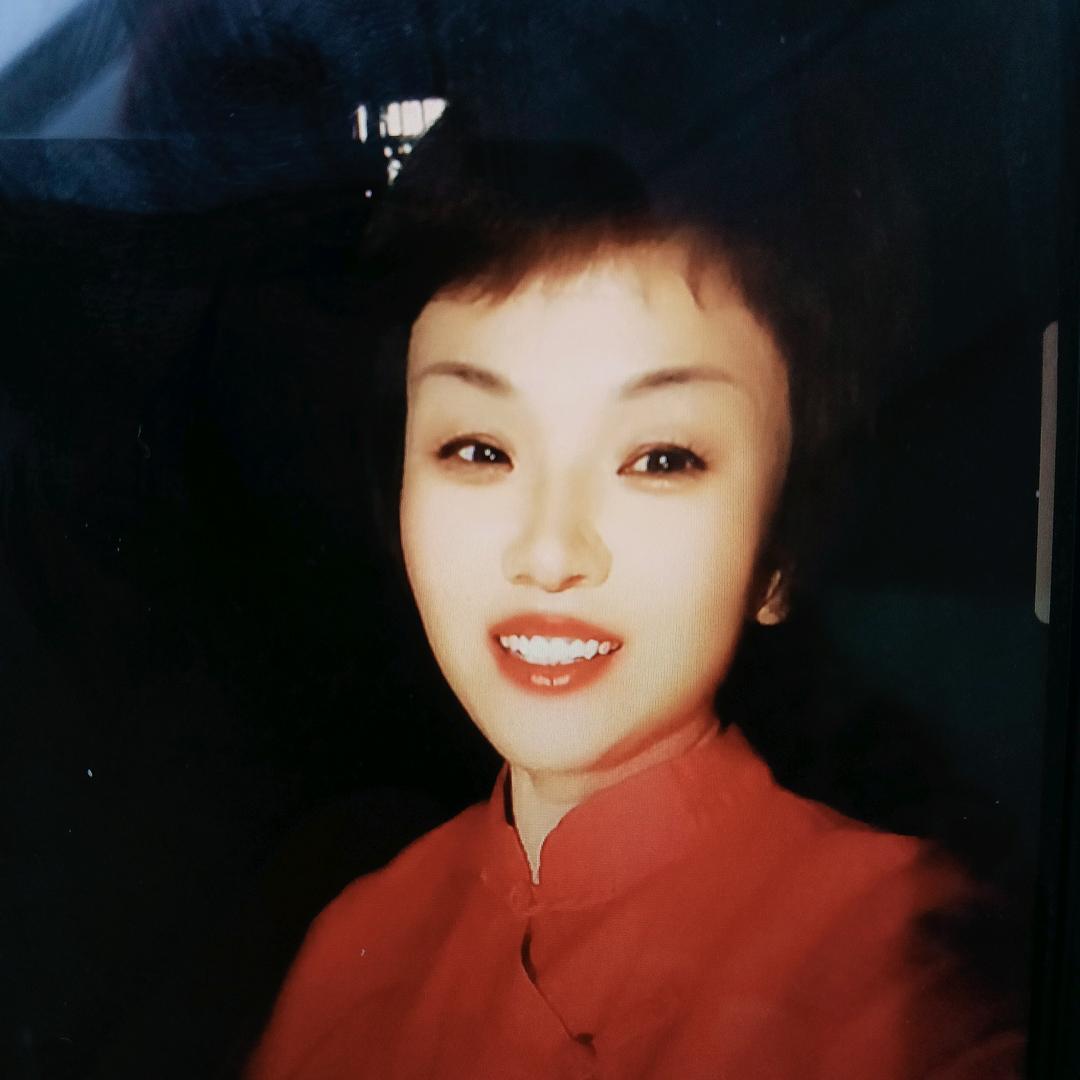于莉