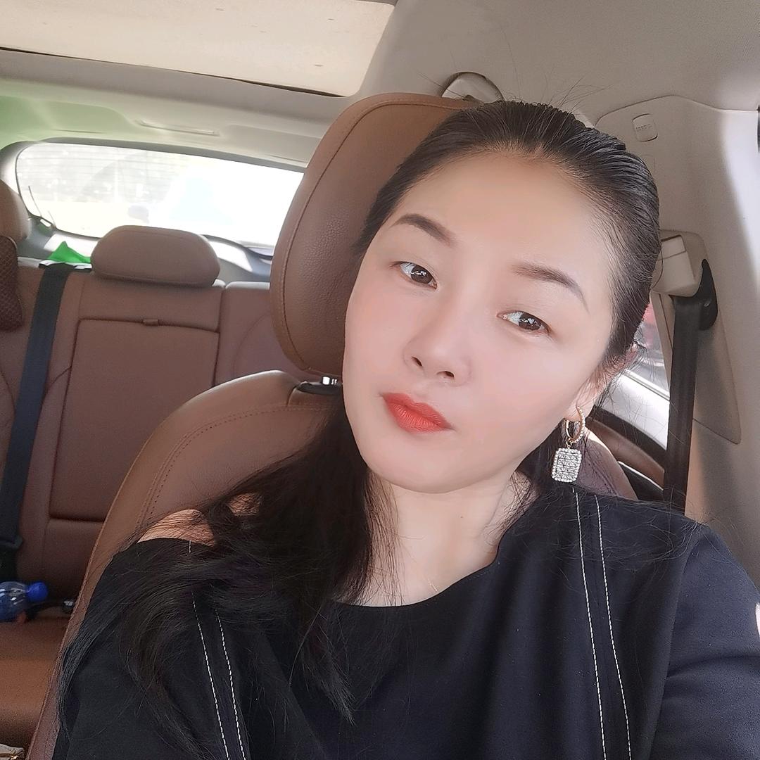 逗姐（一元联盟摇旗部长）