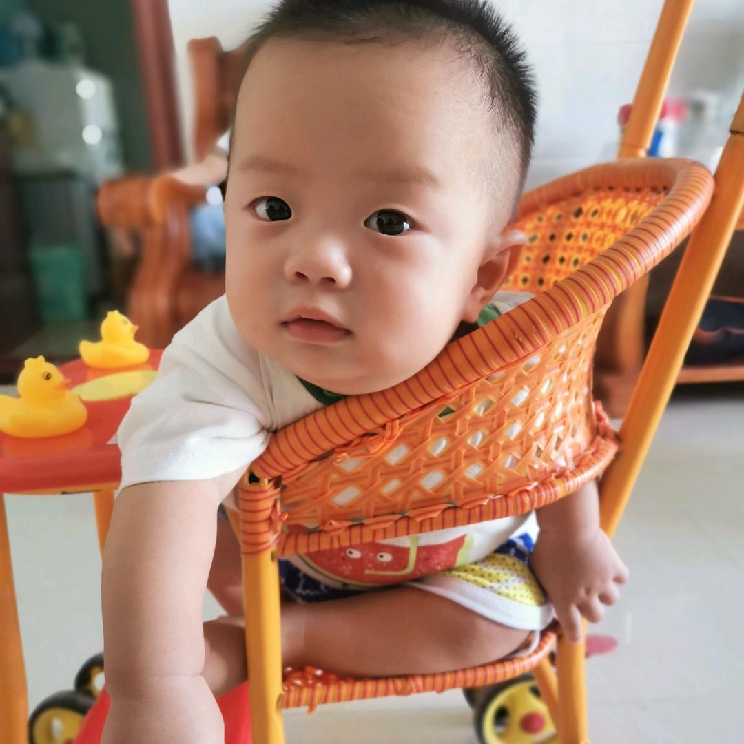 ①只小尾巴丷