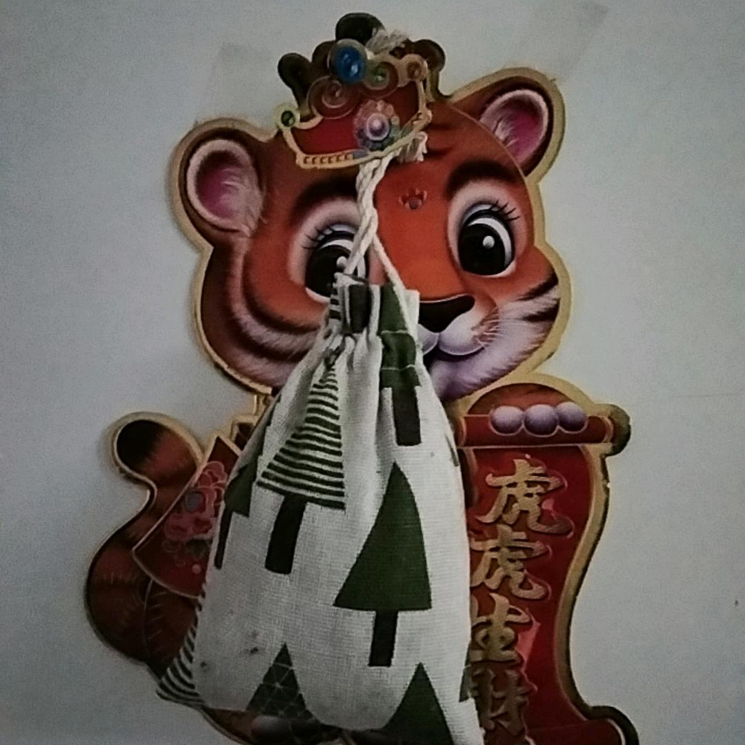 思思真可爱。