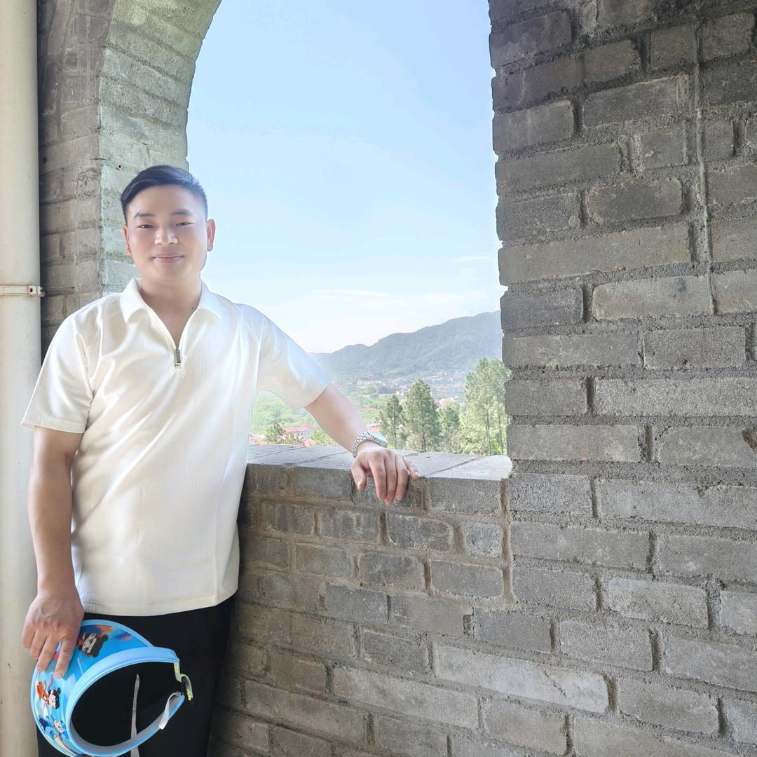 👉单亲宝爸，带娃，首播第一条