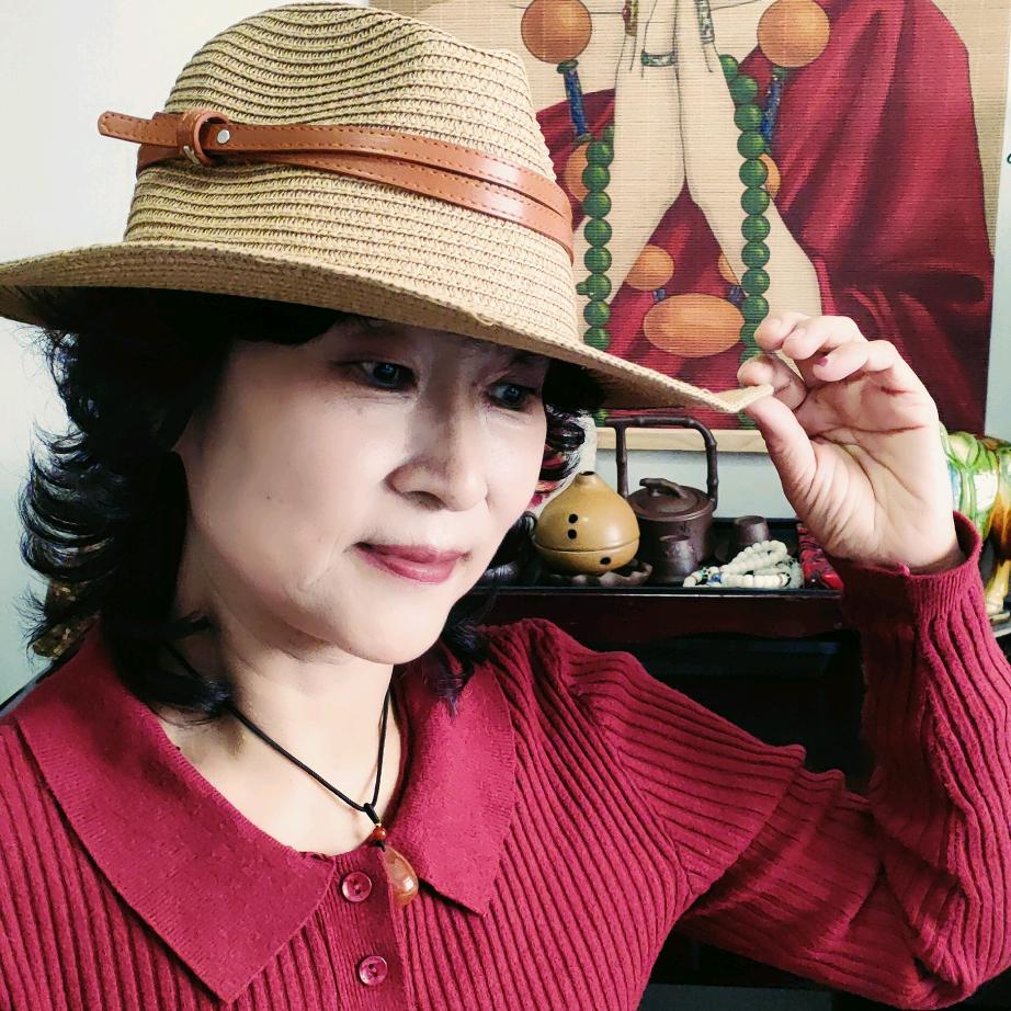 霞姿月韵，据私聊