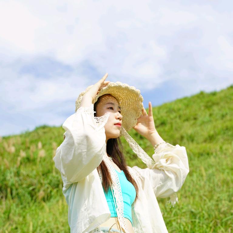 悬崖上的金鱼姬leileilei～