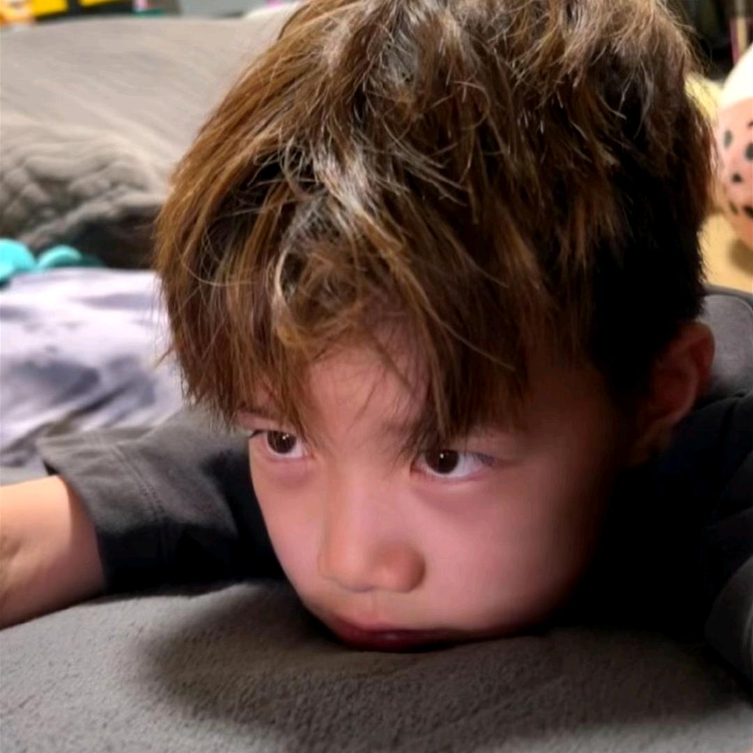 จินเผิง.