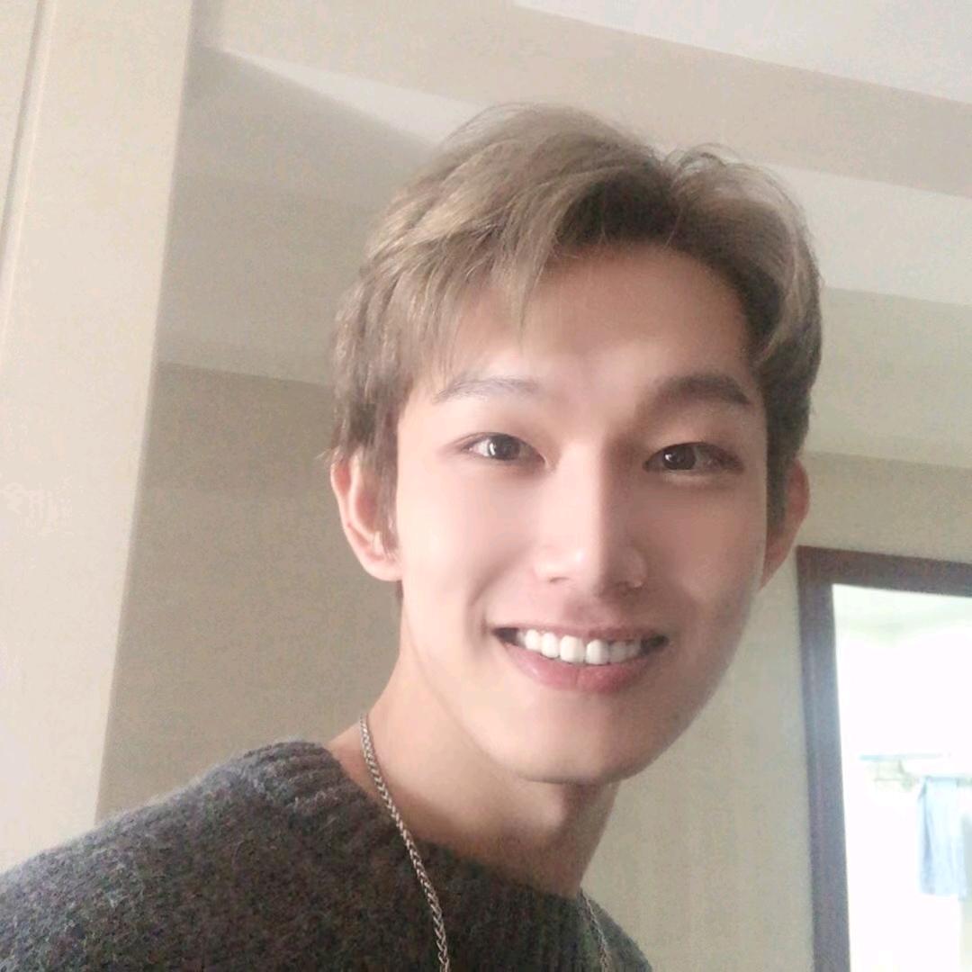 广州追光信息科技