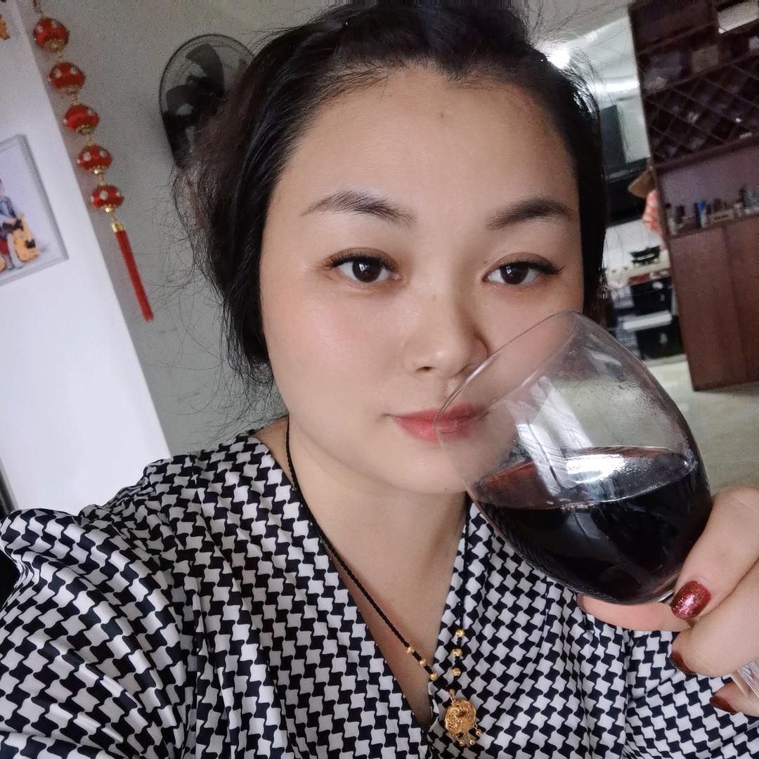 龙凤宝妈（徐小雨）