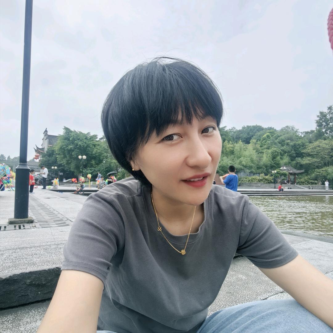 小姐姐愿望有点多