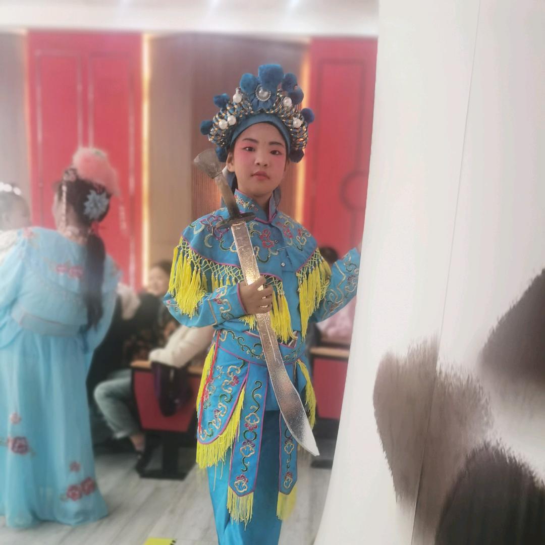 殷青霞