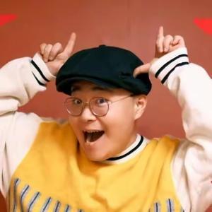 郝劭文小卖部