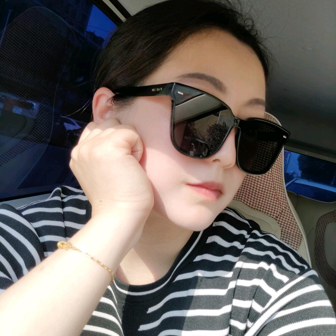 杨一¹¹¹⁶