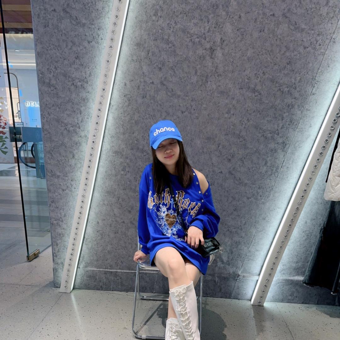 𝐍𝐚𝐧𝐁𝐞𝐢ˡᵒᵛᵉ🐬