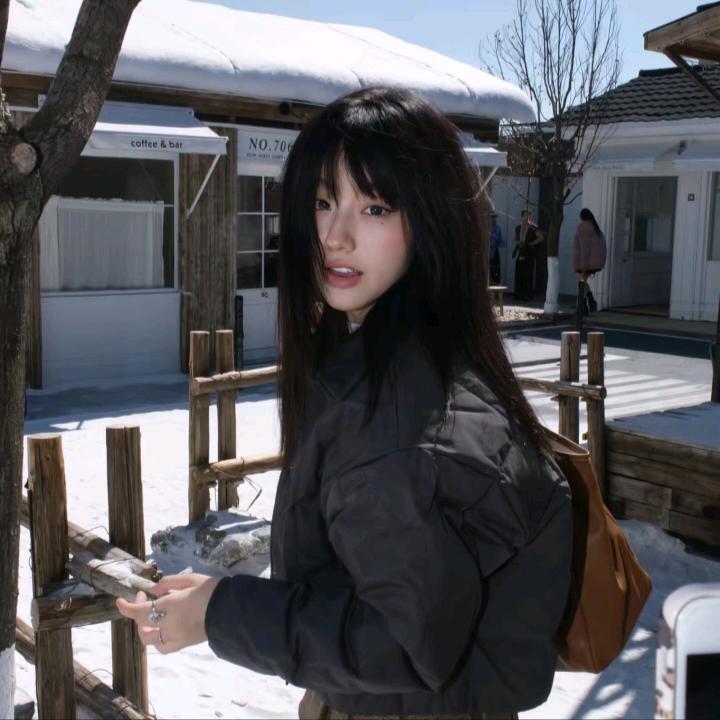 不爱吃榴莲.