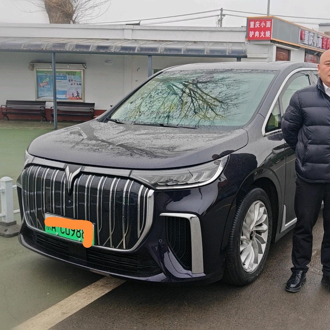 跑滴滴商务司机小老张