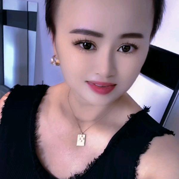 门窗霞姐