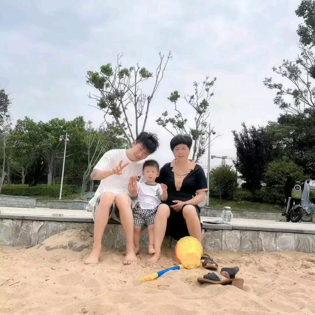 ℳ๓ℳかŋ👄徐小颜