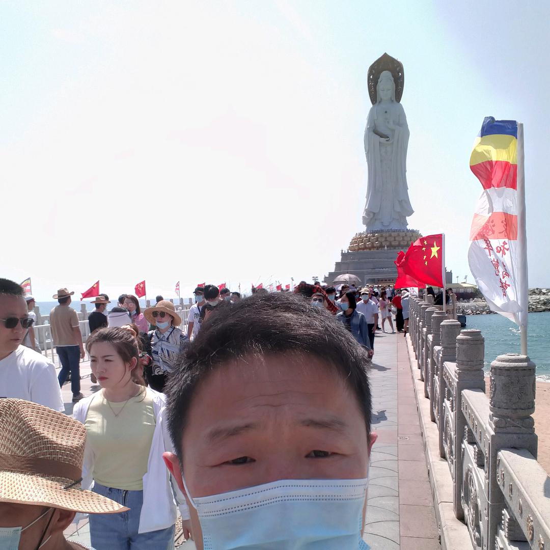 再大的屋檐不如自己有把伞