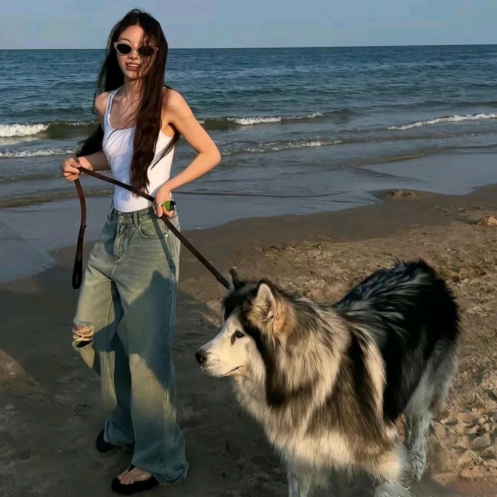 李英俊